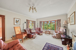 Sitting room- click for photo gallery